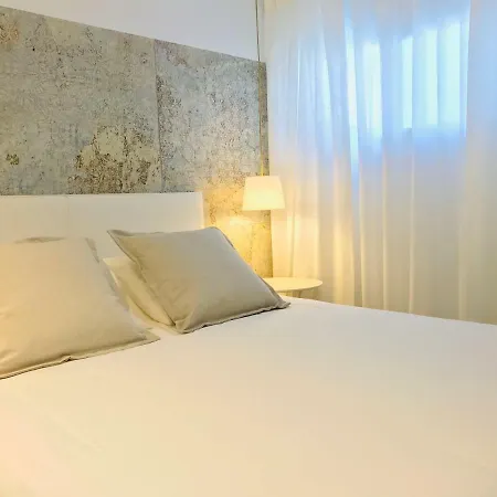 Διαμέρισμα Diama 2. New! With Terrace, 1 Min Walk From The Beach