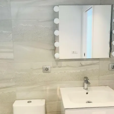 Diama 2. New! With Terrace, 1 Min Walk From The Beach *