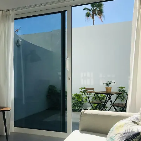 Apartment Diama 2. New! With Terrace, 1 Min Walk From The Beach Tias